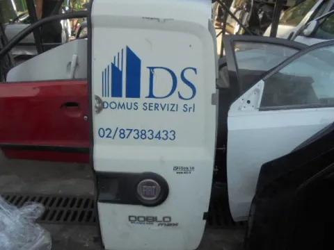 Πόρτα Πίσω Δεξιά Δίφυλλη Χ.Τζάμι για FIAT DOBLO (2010 - 2015) (152) *Γ* Πόρτα Πίσω Δεξιά Δίφυλλη Χ.Τζάμι για FIAT DOBLO (2010 - 2015) (152) *Γ*