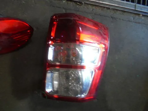 Φανάρι Πίσω Δεξί (Ελαττωματικό) για SUZUKI GRAND VITARA (2006 - 2009) (JB) SUV- ΕΚΤΟΣ ΔΡΟΜΟΥ- 5dr Φανάρι Πίσω Δεξί (Ελαττωματικό) για SUZUKI GRAND VITARA (2006 - 2009) (JB) SUV- ΕΚΤΟΣ ΔΡΟΜΟΥ- 5dr
