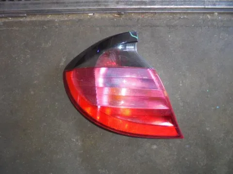 Φανάρι Πίσω Αριστερό (Ελαττωματικό) για MERCEDES C - CLASS (2004 - 2007) (W203) Hatchback - 3dr Φανάρι Πίσω Αριστερό (Ελαττωματικό) για MERCEDES C - CLASS (2004 - 2007) (W203) Hatchback - 3dr