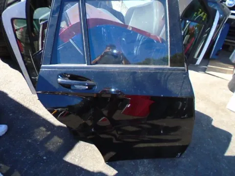 Πόρτα Πίσω Δεξιά για MERCEDES GLK-CLASS (2009 - 2012) (X204) Πόρτα Πίσω Δεξιά για MERCEDES GLK-CLASS (2009 - 2012) (X204)
