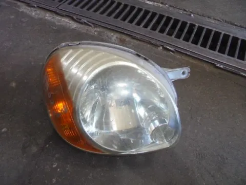 Φανάρι Εμπρός Δεξί (Ελαττωματικό) για HYUNDAI ATOS PRIME (2001 - 2003) (MX) Φανάρι Εμπρός Δεξί (Ελαττωματικό) για HYUNDAI ATOS PRIME (2001 - 2003) (MX)