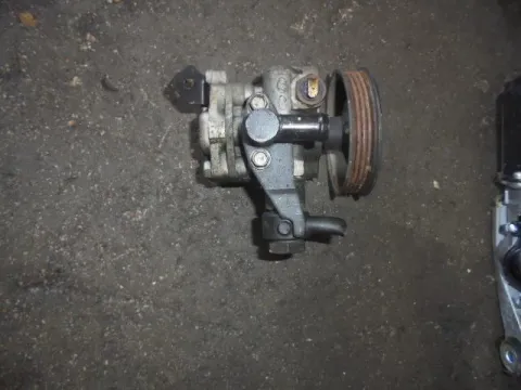 Αντλία Υδραυλικού Τιμονιού Μεταχειρισμένος για KIA PICANTO (2004 - 2008) (BA) Αντλία Υδραυλικού Τιμονιού Μεταχειρισμένος για KIA PICANTO (2004 - 2008) (BA)