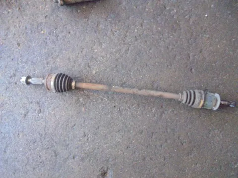 Ημιαξόνιο Πίσω Δεξί για MITSUBISHI OUTLANDER (2003 - 2006) (CU) Ημιαξόνιο Πίσω Δεξί για MITSUBISHI OUTLANDER (2003 - 2006) (CU)