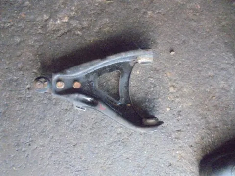Ψαλίδι Εμπρός Αριστερό για RENAULT CLIO (1998 - 2001) (BB_) (CB_) Ψαλίδι Εμπρός Αριστερό για RENAULT CLIO (1998 - 2001) (BB_) (CB_)