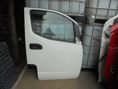 Πόρτα Εμπρός Δεξιά για NISSAN NV200-EVALIA (2010 - ) *Γ* Πόρτα Εμπρός Δεξιά για NISSAN NV200-EVALIA (2010 - ) *Γ*