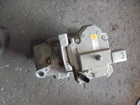 Συμπιεστής A-C (Κομπρέσορας) 042200-1041 για TOYOTA YARIS (2015 - 2017) Συμπιεστής A-C (Κομπρέσορας) 042200-1041 για TOYOTA YARIS (2015 - 2017)