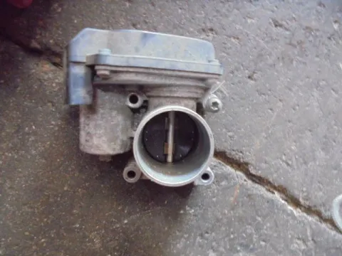Σώμα Πεταλούδας A2C85016400 για VW POLO (2005 - 2009) (9N3 ) (6) Σώμα Πεταλούδας A2C85016400 για VW POLO (2005 - 2009) (9N3 ) (6)