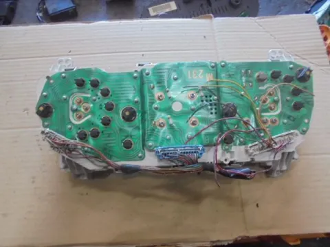 Κοντέρ 831001E810 για TOYOTA COROLLA (1992 - 1997) (AE100) -  Κοντέρ 831001E810 για TOYOTA COROLLA (1992 - 1997) (AE100) -