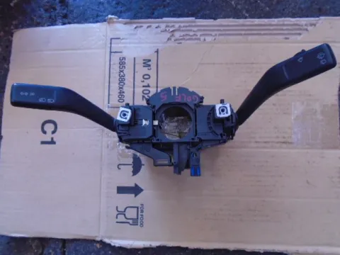 Διακόπτης Φώτων-Φλάς για VW GOLF (2009 - 2013) Mk6 (5K1) Διακόπτης Φώτων-Φλάς για VW GOLF (2009 - 2013) Mk6 (5K1)