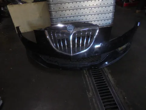 Μούρη (με καπό και φτερά) Χ. Δεξί Φανάρι για LANCIA DELTA (2008 - 2012) *Μ* -  Μούρη (με καπό και φτερά) Χ. Δεξί Φανάρι για LANCIA DELTA (2008 - 2012) *Μ* -