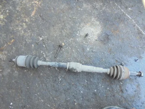 Ημιαξόνιο Εμπρός Δεξί για NISSAN PRIMERA (1996 - 1999) (P11) / 1600 GA16DE petrol 99