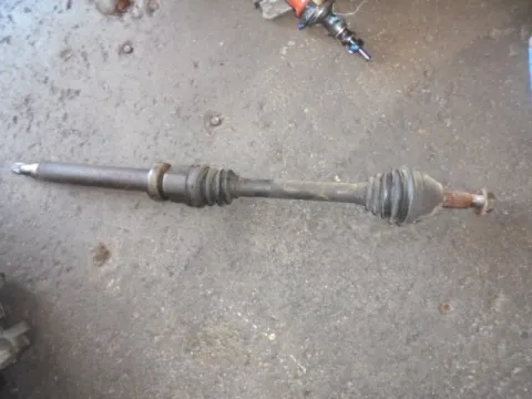 Ημιαξόνιο Εμπρός Δεξί για FORD FOCUS (1998 - 2001) Mk1a 1400 (FXD_) Petrol 75 16V Ημιαξόνιο Εμπρός Δεξί για FORD FOCUS (1998 - 2001) Mk1a 1400 (FXD_) Petrol 75 16V