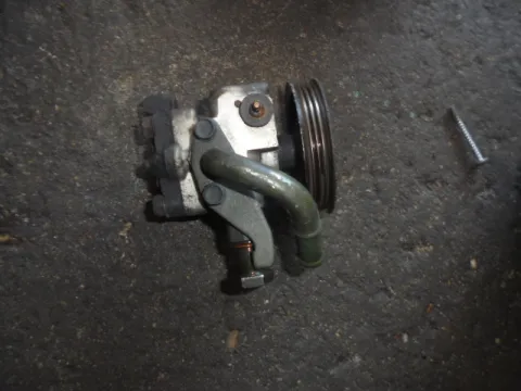 Αντλία Υδραυλικού Τιμονιού για HYUNDAI ACCENT (1999 - 2002) (CG) (LC) Αντλία Υδραυλικού Τιμονιού για HYUNDAI ACCENT (1999 - 2002) (CG) (LC)