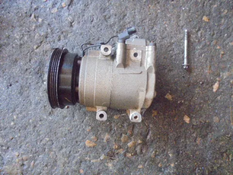 Συμπιεστής A-C (Κομπρέσορας) για HYUNDAI ACCENT (1999 - 2002) (CG) (LC) Συμπιεστής A-C (Κομπρέσορας) για HYUNDAI ACCENT (1999 - 2002) (CG) (LC)