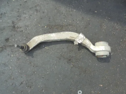 Ψαλίδι Εμπρός Αριστερό 4D0407695J για VW PASSAT (2000 - 2005) (3B3) ΠΑΛΕΤΑ 1 Ψαλίδι Εμπρός Αριστερό 4D0407695J για VW PASSAT (2000 - 2005) (3B3) ΠΑΛΕΤΑ 1
