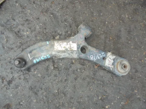 Ψαλίδι Εμπρός Αριστερό για SUZUKI SWIFT (2006 - 2008) (RS) Ψαλίδι Εμπρός Αριστερό για SUZUKI SWIFT (2006 - 2008) (RS)