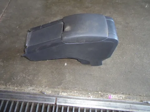 Υποβραχιόνιο(Τεμπέλης) για VOLVO S60 (2013 - ) *Γ* Υποβραχιόνιο(Τεμπέλης) για VOLVO S60 (2013 - ) *Γ*