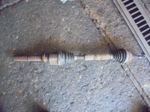 Ημιαξόνιο Εμπρός Δεξί για RENAULT LAGUNA (2001 - 2005) (BG) (KG) 1600 (K4M710) Petrol 107 16V K4MD7 Ημιαξόνιο Εμπρός Δεξί για RENAULT LAGUNA (2001 - 2005) (BG) (KG) 1600 (K4M710) Petrol 107 16V K4MD7