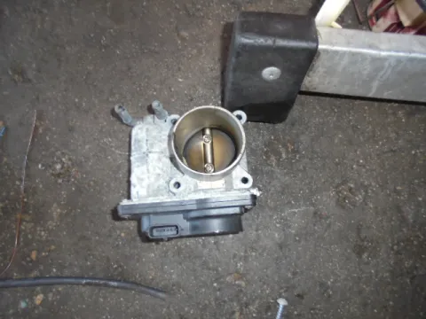 Σώμα Πεταλούδας SERA526-01 για NISSAN NOTE (2005 - 2008) (E11) Σώμα Πεταλούδας SERA526-01 για NISSAN NOTE (2005 - 2008) (E11)