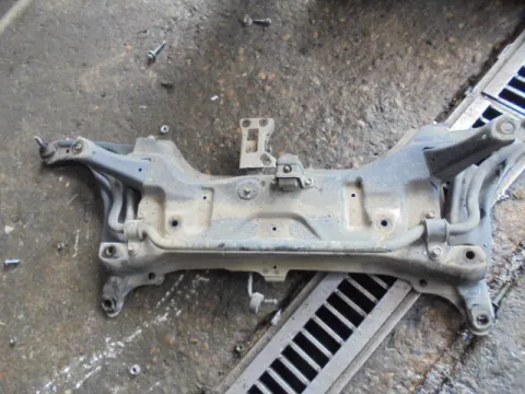 Γέφυρα Εμπρός Οριζόντια για TOYOTA AYGO (2005 - 2009) (B10) *ΔΒ* ΠΑΛΕΤΑ *267* Γέφυρα Εμπρός Οριζόντια για TOYOTA AYGO (2005 - 2009) (B10) *ΔΒ* ΠΑΛΕΤΑ *267*