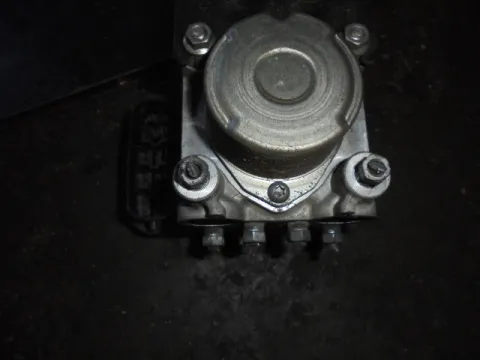 Μονάδα ABS 44510B4020 για DAIHATSU TERIOS (2006 - 2009) (J200) Μονάδα ABS 44510B4020 για DAIHATSU TERIOS (2006 - 2009) (J200)