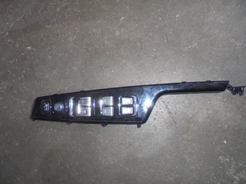 Διακόπτης Παραθύρων Κεντρικός Αριστερής 4πλος 12+8pin για SSANGYONG KORANDO (2019 - ) (C300)