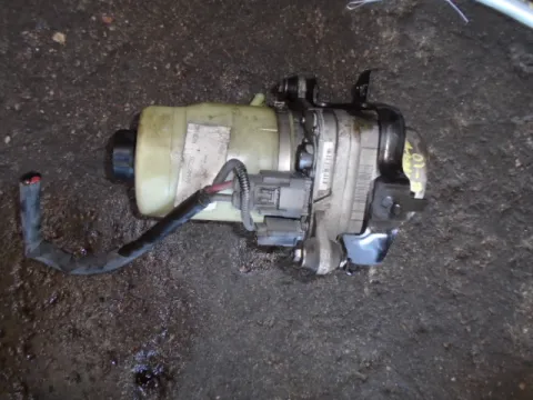 Αντλία ΗλεκτροΥδραυλικού Τιμονιού για FORD FOCUS (2008 - 2010) Mk2b (DA3 - C307) 1600 (G8DD) Diesel 109 TDCi Αντλία ΗλεκτροΥδραυλικού Τιμονιού για FORD FOCUS (2008 - 2010) Mk2b (DA3 - C307) 1600 (G8DD) Diesel 109 TDCi