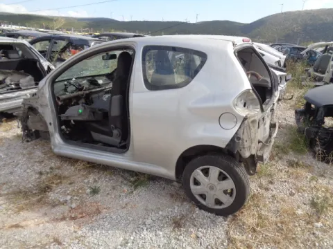 Τροπέτο Αμάξι Κουφάρι με Πίσω Άξονα και Ζαντολάστιχα 155/65/14 για TOYOTA AYGO (2009 - 2012) (B10) Hatchback - 3dr *ΔΒ* -  Τροπέτο Αμάξι Κουφάρι με Πίσω Άξονα και Ζαντολάστιχα 155/65/14 για TOYOTA AYGO (2009 - 2012) (B10) Hatchback - 3dr *ΔΒ* -
