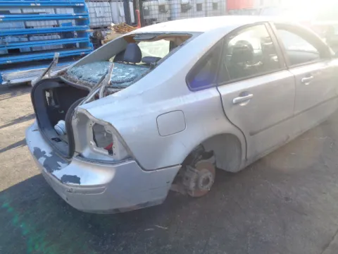 Τροπέτο Αμάξι Κουφάρι με Πίσω Άξονα για VOLVO S40 (2004 - 2007) (MS) Sedan - 4dr *ΔΒ* -  Τροπέτο Αμάξι Κουφάρι με Πίσω Άξονα για VOLVO S40 (2004 - 2007) (MS) Sedan - 4dr *ΔΒ* -