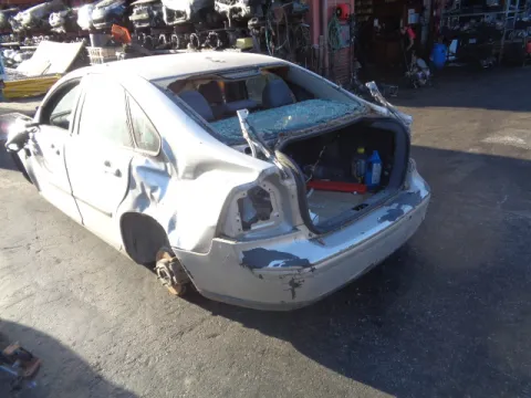 Τροπέτο Αμάξι Κουφάρι με Πίσω Άξονα για VOLVO S40 (2004 - 2007) (MS) Sedan - 4dr *ΔΒ* -  Τροπέτο Αμάξι Κουφάρι με Πίσω Άξονα για VOLVO S40 (2004 - 2007) (MS) Sedan - 4dr *ΔΒ* -