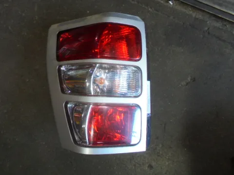 Φανάρι Πίσω Αριστερό (Ελαττωματικό) για SUZUKI GRAND VITARA (2006 - 2009) (JB) SUV- ΕΚΤΟΣ ΔΡΟΜΟΥ- 5dr Φανάρι Πίσω Αριστερό (Ελαττωματικό) για SUZUKI GRAND VITARA (2006 - 2009) (JB) SUV- ΕΚΤΟΣ ΔΡΟΜΟΥ- 5dr