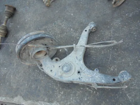 Άκρο Πλήρες Πίσω Αριστερό Με Ταμπούρο για TOYOTA HI-ACE (1996 - 2006) (XH10) *Δ* Άκρο Πλήρες Πίσω Αριστερό Με Ταμπούρο για TOYOTA HI-ACE (1996 - 2006) (XH10) *Δ*