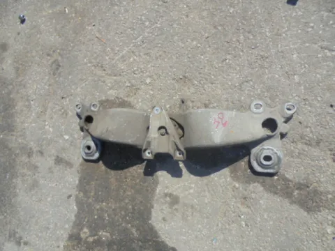 Γέφυρα ΜΕΣΣΑΙΑ για AUDI A4 (2005 - 2008) (8E) (8H) *ΔΒ* Γέφυρα ΜΕΣΣΑΙΑ για AUDI A4 (2005 - 2008) (8E) (8H) *ΔΒ*