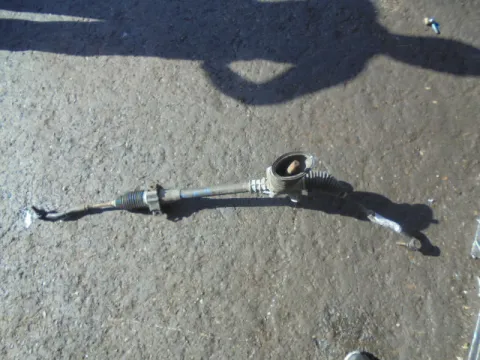 Κρεμαγιέρα Μηχανική για TOYOTA YARIS (1999 - 2002) (XP10) Κρεμαγιέρα Μηχανική για TOYOTA YARIS (1999 - 2002) (XP10)
