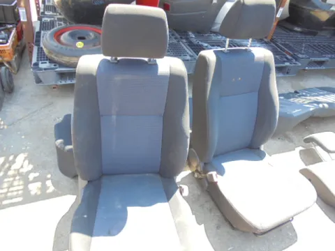 Καθίσματα Σετ Εμπρός Με Αερόσακους για SUZUKI SWIFT (2006 - 2008) (RS) *ΔΒ* Καθίσματα Σετ Εμπρός Με Αερόσακους για SUZUKI SWIFT (2006 - 2008) (RS) *ΔΒ*