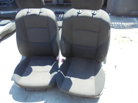 Καθίσματα Σετ Σαλόνι (Με Αερόσακους) για HYUNDAI i30 (2007 - 2012) Hatchback - 5dr *ΔΒ* Καθίσματα Σετ Σαλόνι (Με Αερόσακους) για HYUNDAI i30 (2007 - 2012) Hatchback - 5dr *ΔΒ*