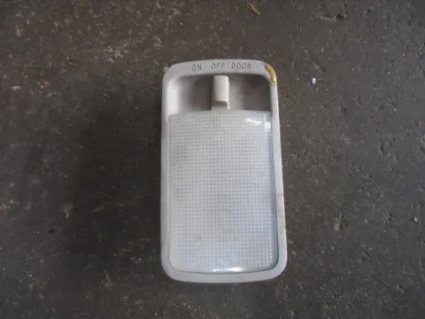 Μπλαφονίερα Οροφής (Κεντρική) για TOYOTA COROLLA (2002 - 2004) (E120) , (2004 - 2007) (E120) Μπλαφονίερα Οροφής (Κεντρική) για TOYOTA COROLLA (2002 - 2004) (E120) , (2004 - 2007) (E120)