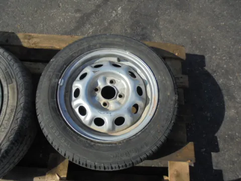 Ζαντολάστιχο (1 ΤΕΜ.) PIRELLI 175/65/R14 για NISSAN SUNNY (1987 - 1989) (N13) , (1990 - 1991) (N13) *ΔΒ* Ζαντολάστιχο (1 ΤΕΜ.) PIRELLI 175/65/R14 για NISSAN SUNNY (1987 - 1989) (N13) , (1990 - 1991) (N13) *ΔΒ*