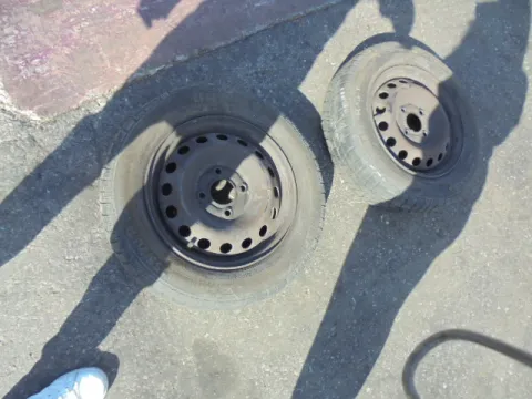 Ζαντολάστιχο 2ΑΔΑ BARUM 155/70/R13 (4x100) για ΔΙΕΘΝΗ *ΔΒ* Ζαντολάστιχο 2ΑΔΑ BARUM 155/70/R13 (4x100) για ΔΙΕΘΝΗ *ΔΒ*