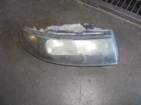 Φανάρι Εμπρός Δεξί (Σπασμένη Βάση) για SEAT LEON (1999 - 2005) (1MZ) , TOLEDO (1999 - 2005) (1M) Φανάρι Εμπρός Δεξί (Σπασμένη Βάση) για SEAT LEON (1999 - 2005) (1MZ) , TOLEDO (1999 - 2005) (1M)