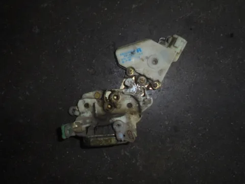Ηλεκτρομαγνητική Κλειδαριά Εμπρός Δεξιά 2pin για NISSAN PRIMERA (1990 - 1993) (P10) , (1994 - 1996) (P10) Ηλεκτρομαγνητική Κλειδαριά Εμπρός Δεξιά 2pin για NISSAN PRIMERA (1990 - 1993) (P10) , (1994 - 1996) (P10)