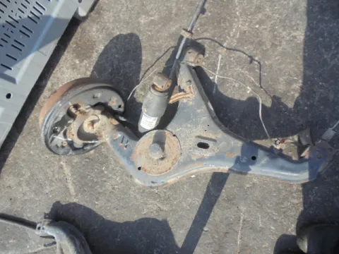 Άκρο Πλήρες Πίσω Αριστερό Με Ταμπούρο για VW TRANSPORTER (1991 - 1996) (70X) (T4) *ΔΒ* Άκρο Πλήρες Πίσω Αριστερό Με Ταμπούρο για VW TRANSPORTER (1991 - 1996) (70X) (T4) *ΔΒ*