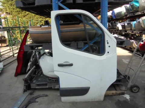 Πόρτα Εμπρός Δεξιά για RENAULT MASTER (2010 - 2015) Πόρτα Εμπρός Δεξιά για RENAULT MASTER (2010 - 2015)