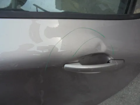 Πόρτα Πίσω Αριστερή (Λίγο Χτυπημένη) για PEUGEOT 208 (2012 - 2016) ( ) , (2016 - 2019) *Γ* -  Πόρτα Πίσω Αριστερή (Λίγο Χτυπημένη) για PEUGEOT 208 (2012 - 2016) ( ) , (2016 - 2019) *Γ* -