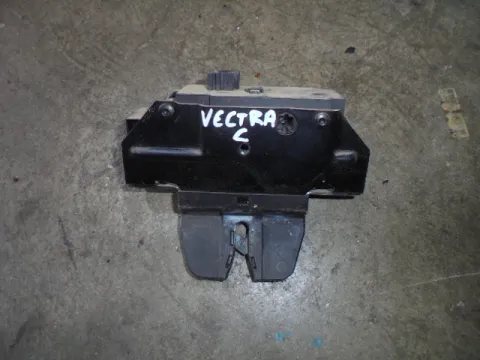 Κλειδαριά Πίσω Καπό-Πόρτας 4Pin για OPEL VECTRA (2002 - 2005) C , (2005 - 2008) C Κλειδαριά Πίσω Καπό-Πόρτας 4Pin για OPEL VECTRA (2002 - 2005) C , (2005 - 2008) C