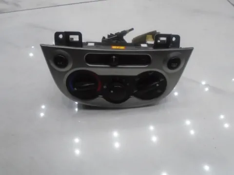 Χειριστήρια Καλοριφέρ για CHEVROLET - DAEWOO MATIZ (2005 - 2010) (M200) Χειριστήρια Καλοριφέρ για CHEVROLET - DAEWOO MATIZ (2005 - 2010) (M200)