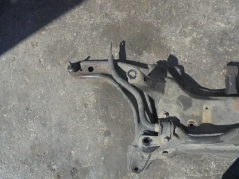 Ψαλίδι Εμπρός Αριστερό για TOYOTA YARIS (2006 - 2009) (KL9) *ΔΒ* ΠΑΛΕΤΑ *267*