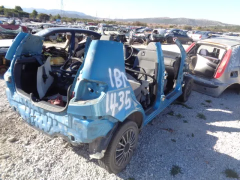 Τροπέτο Αμάξι Κουφάρι με Πίσω Άξονα Στραβός και Ζαντολάστιχα 165/65/14 (Μόνο 1 Ζάντα Καλή) για HYUNDAI GETZ (2002 - 2005) (TB) Hatchback - 5dr *ΔΒ* -  Τροπέτο Αμάξι Κουφάρι με Πίσω Άξονα Στραβός και Ζαντολάστιχα 165/65/14 (Μόνο 1 Ζάντα Καλή) για HYUNDAI GETZ (2002 - 2005) (TB) Hatchback - 5dr *ΔΒ* -