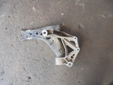 Ψαλίδι Εμπρός Αριστερό για SEAT IBIZA (2002 - 2006) (6LZ) Ψαλίδι Εμπρός Αριστερό για SEAT IBIZA (2002 - 2006) (6LZ)
