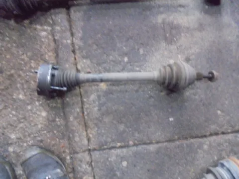 Ημιαξόνιο Εμπρός Αριστερό για SKODA OCTAVIA (2004 - 2008) 5 (1Z3-5) 1900 (BXE) Diesel 105 Ημιαξόνιο Εμπρός Αριστερό για SKODA OCTAVIA (2004 - 2008) 5 (1Z3-5) 1900 (BXE) Diesel 105